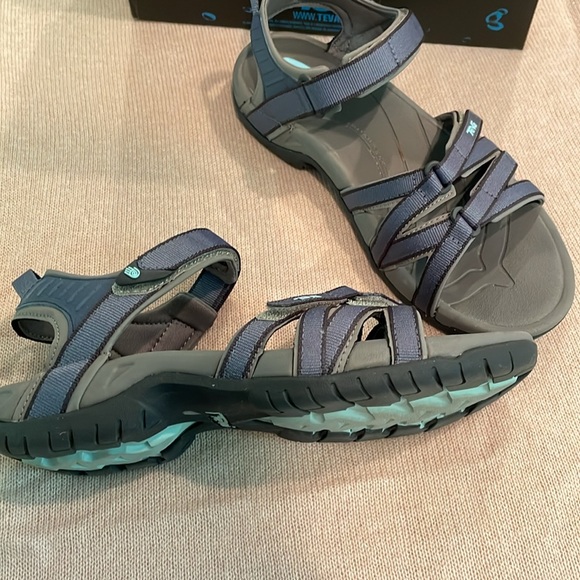 EUC Teva Sandals - Picture 3 of 5